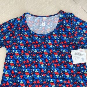 Lularoe classic tee